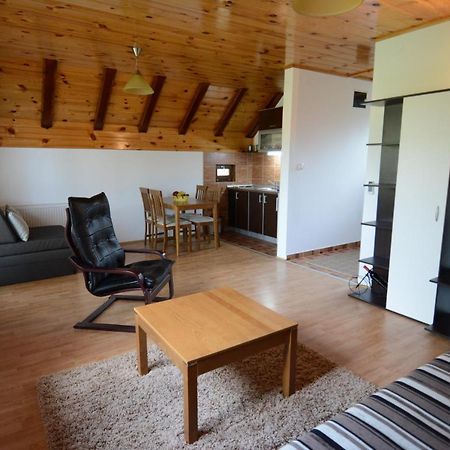 באינה באשטה Apartmani Ogi I Ana מראה חיצוני תמונה