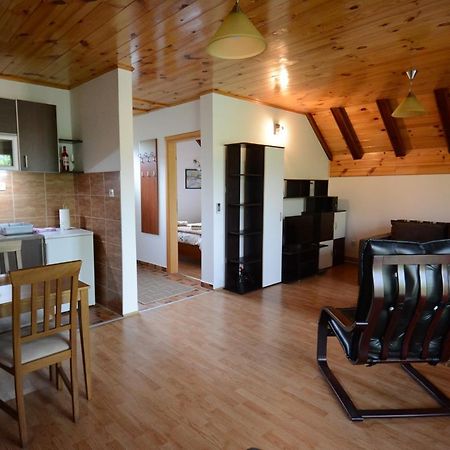 באינה באשטה Apartmani Ogi I Ana מראה חיצוני תמונה
