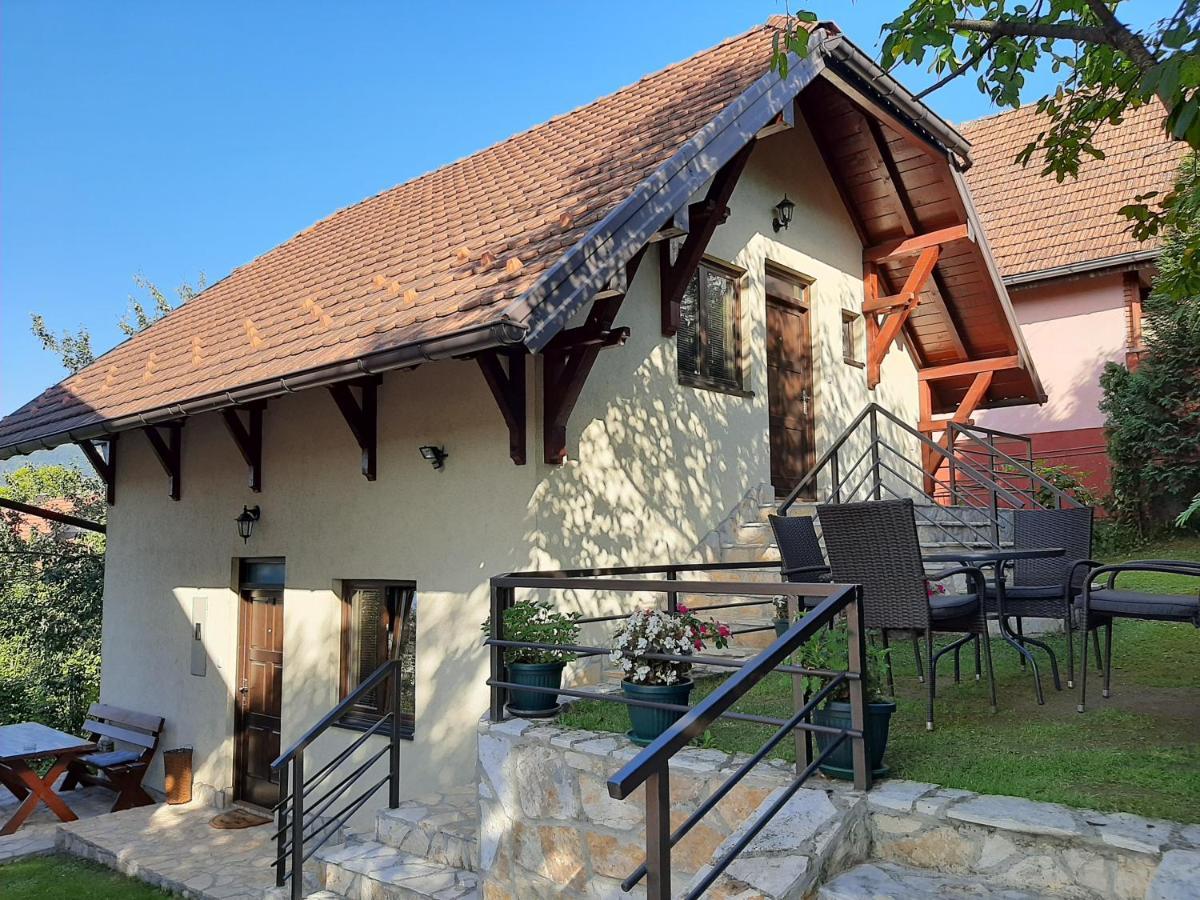 באינה באשטה Apartmani Ogi I Ana מראה חיצוני תמונה