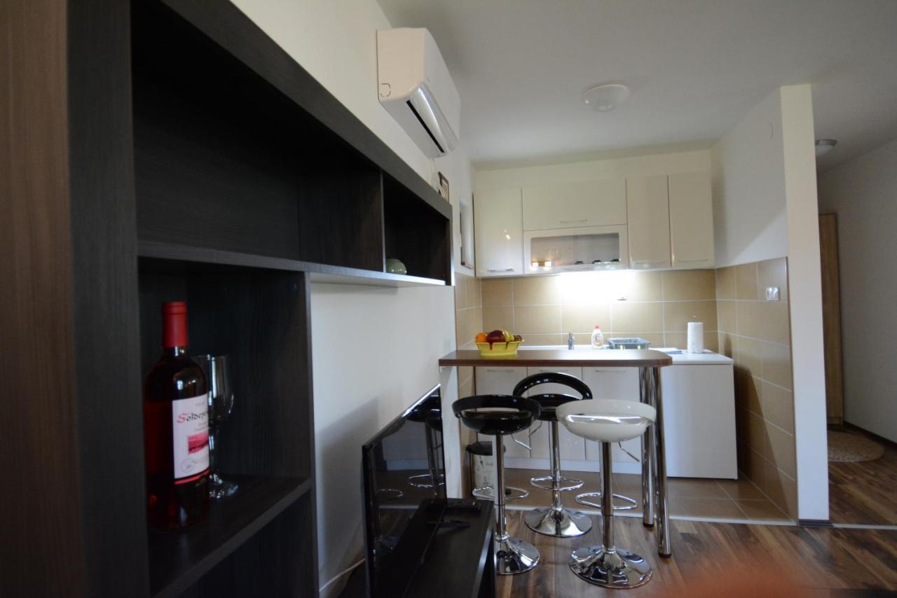 באינה באשטה Apartmani Ogi I Ana מראה חיצוני תמונה