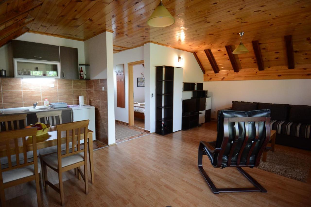 באינה באשטה Apartmani Ogi I Ana מראה חיצוני תמונה